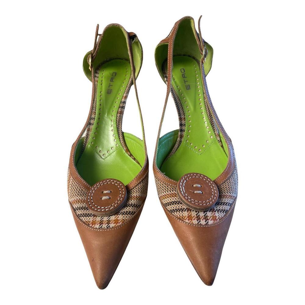 ETRO Shoes | Tweed & Tan leather Kitten Heels.